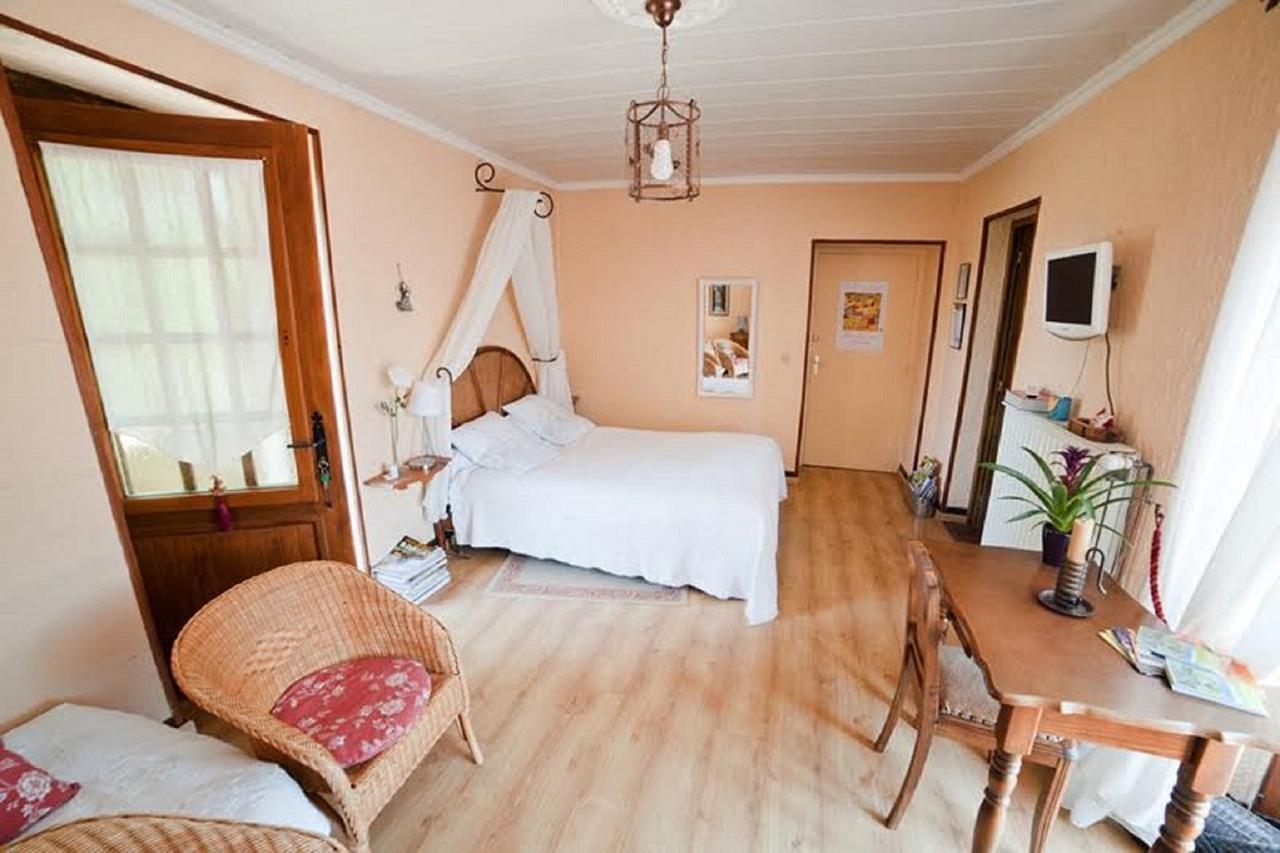 Chez Camille Bed & Breakfast Etrigny Eksteriør bilde